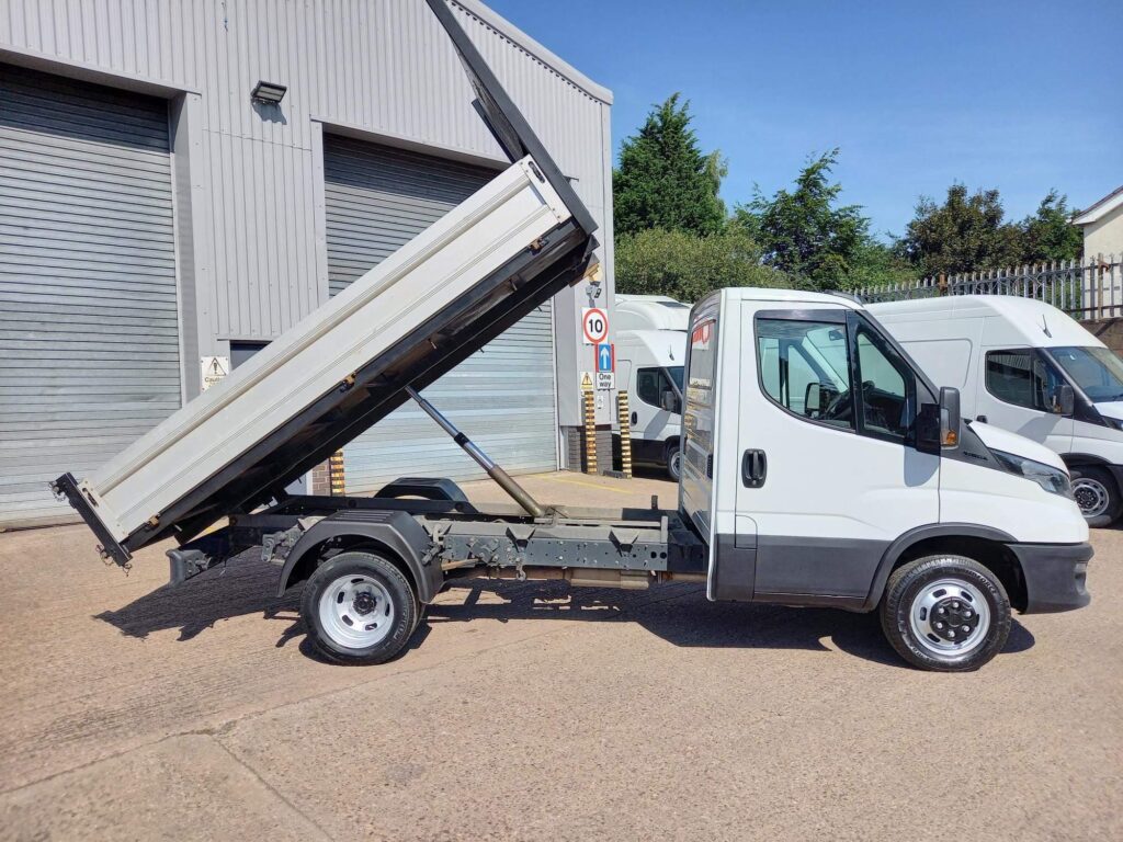 Iveco Daily 2.3D HPI 14V 35C 3450 L2 Euro 6 (s/s) 2dr (DRW)