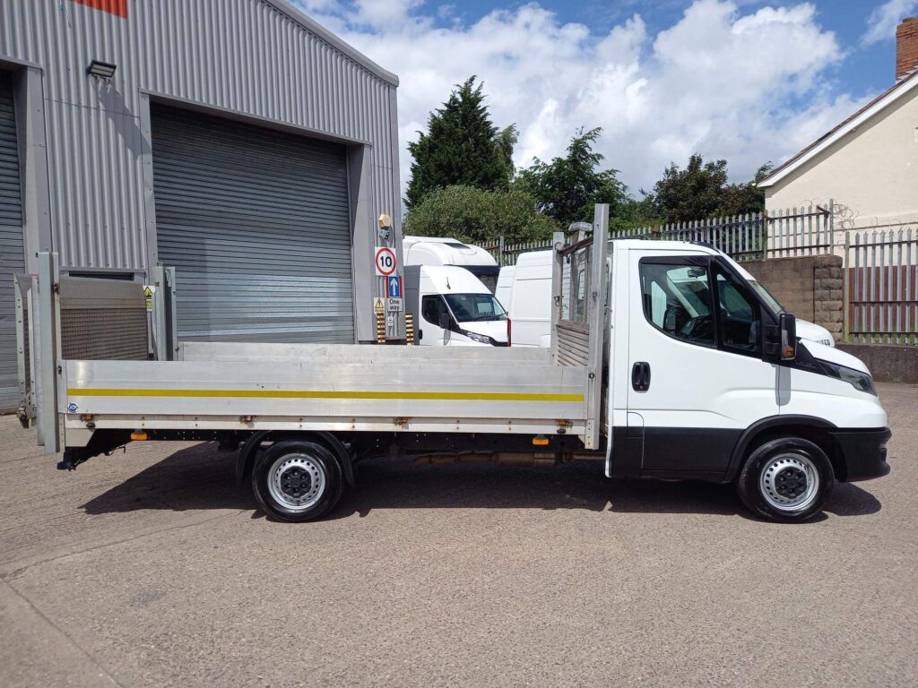 Iveco Daily 2.3D HPI 14V 35S 3750 LWB Euro 6 (s/s) 2dr