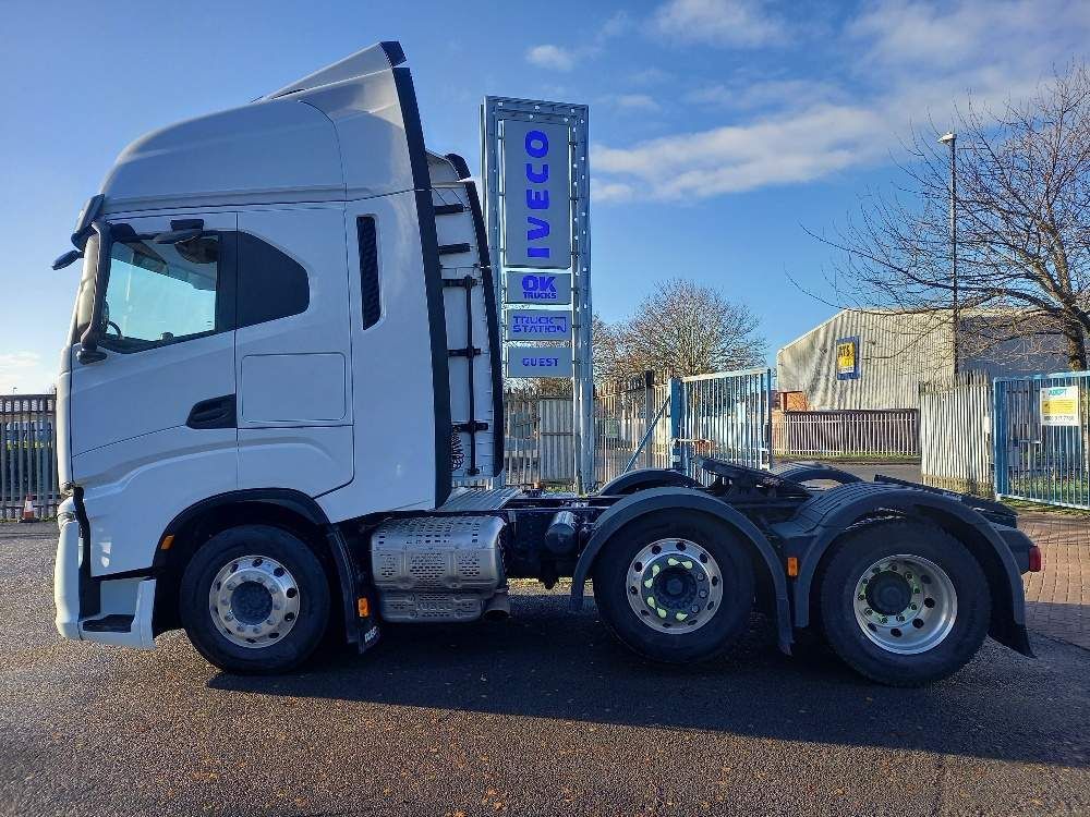 Iveco S-WAY AS440S48TX/P 6×2 480HP