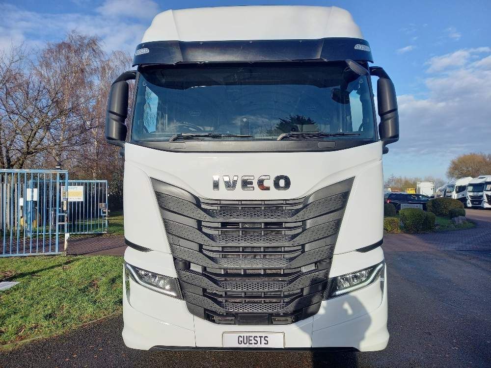 Iveco S-WAY AS440S48TX/P 6×2 480HP