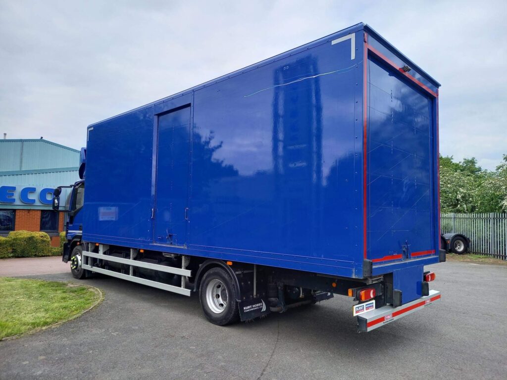 Iveco Eurocargo 160E21  4×2 210 HP