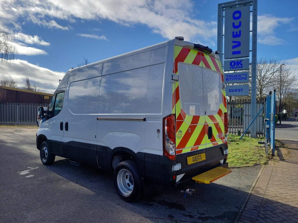 Iveco Daily 3.0 CNG 14V 40C 3520L MWB High Roof Euro 6 5dr (DRW)