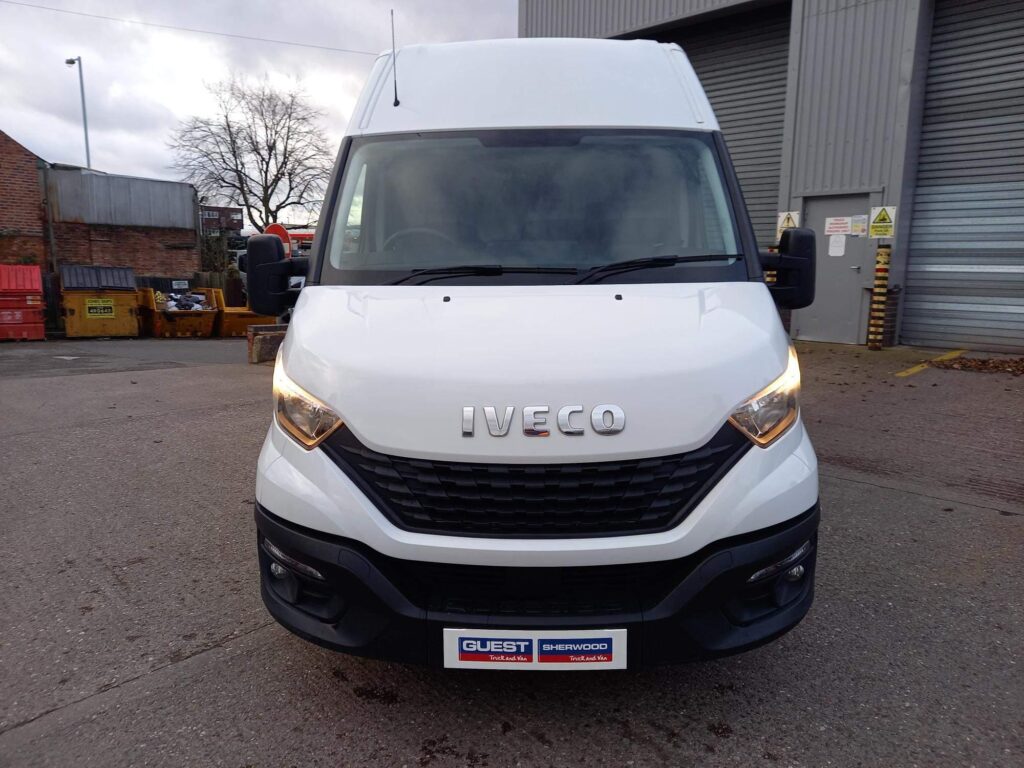 Iveco Daily 2.3D HPI 14V 35S 4100 LWB High Roof Euro 6 (s/s) 5dr