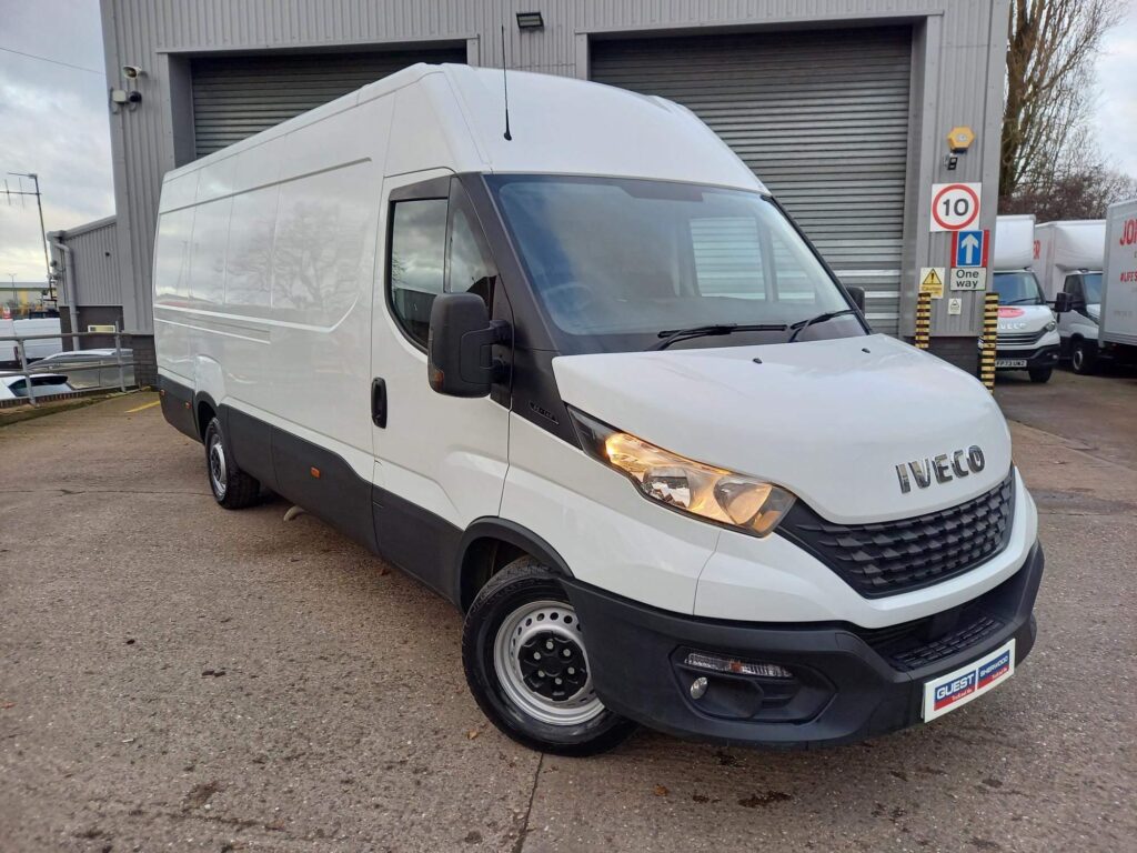 Iveco Daily 2.3D HPI 14V 35S 4100 LWB High Roof Euro 6 (s/s) 5dr