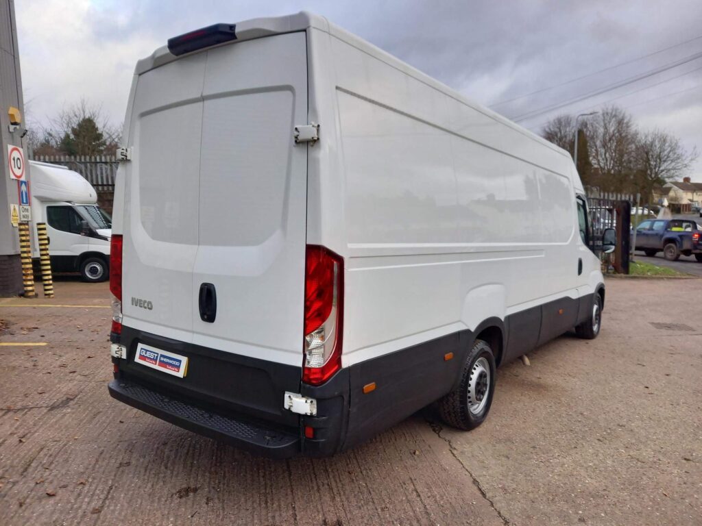 Iveco Daily 2.3D HPI 14V 35S 4100 LWB High Roof Euro 6 (s/s) 5dr