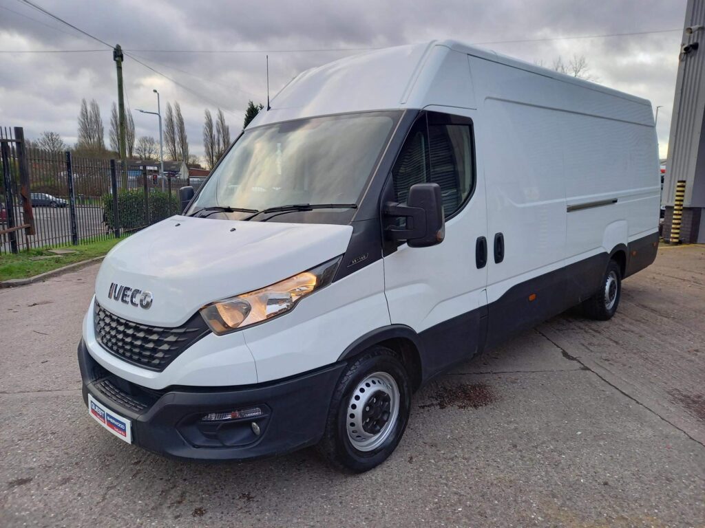 Iveco Daily 2.3D HPI 14V 35S 4100 LWB High Roof Euro 6 (s/s) 5dr