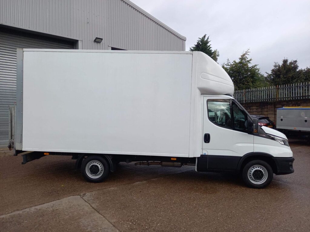 Iveco Daily 2.3D HPI 14V 35S 3750 LWB Euro 6 (s/s) 2dr