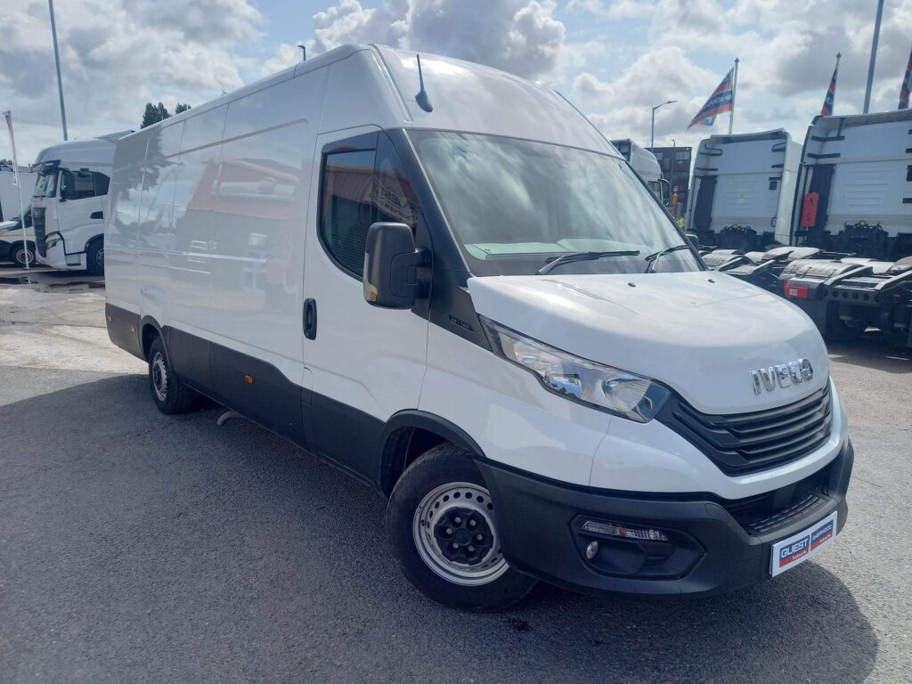 Iveco Daily 2.3D HPI 14V Business 35S 4100 LWB High Roof Euro 6 (s/s) 5dr