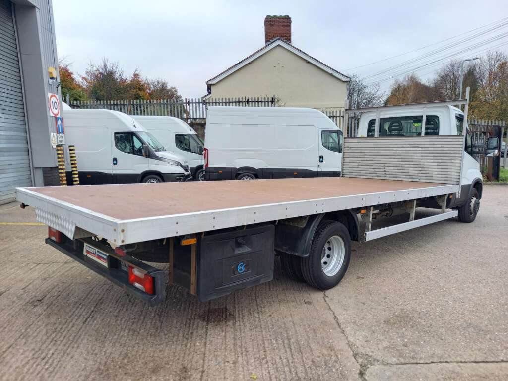 Iveco Daily 70C18 180HP 20FT FLATBED