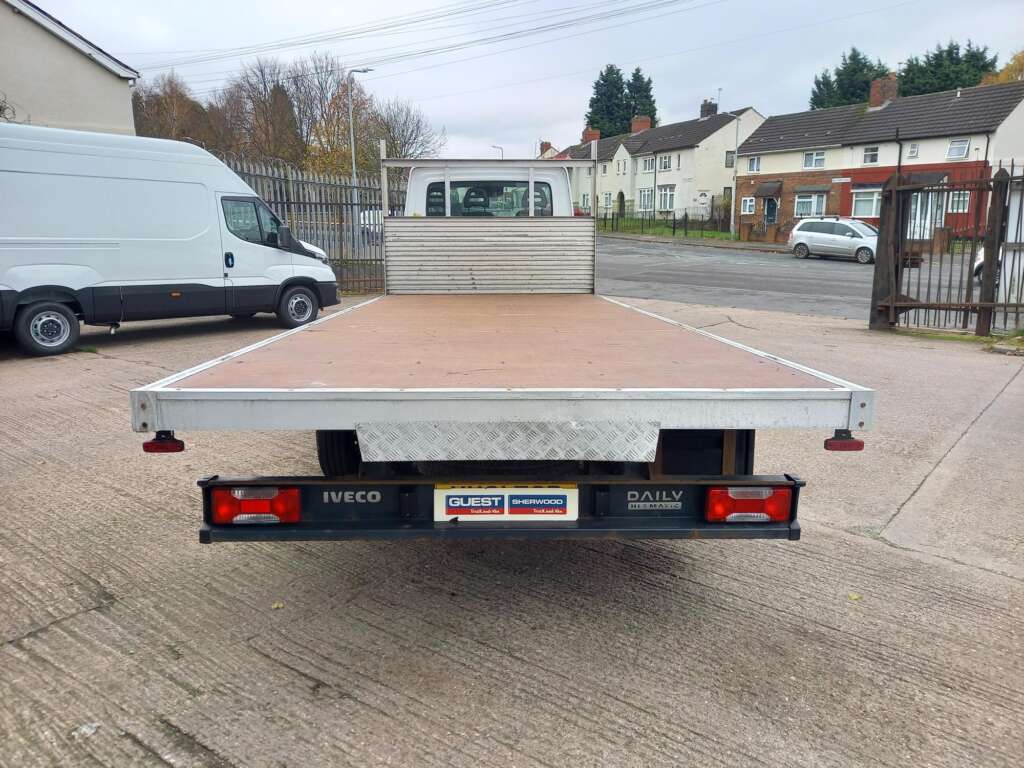 Iveco Daily 70C18 180HP 20FT FLATBED