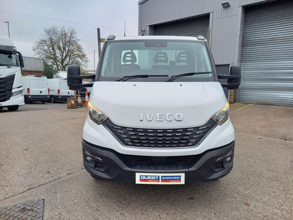 Iveco Daily 70C18 180HP 20FT FLATBED