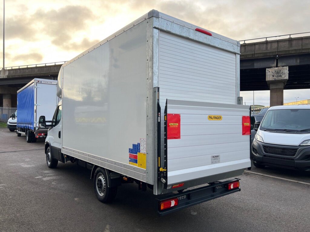 Iveco Daily 35S14 Luton Tail-Lift