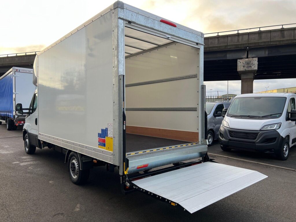 Iveco Daily 35S14 Luton Tail-Lift