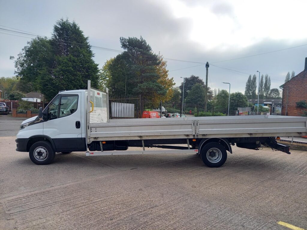 Iveco Daily 70C18 180HP 20FT DROPSIDE