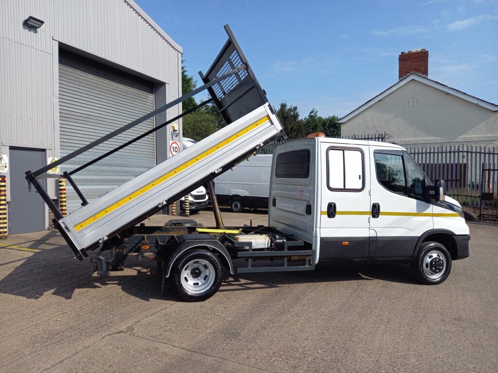 Iveco Daily 50C16HD 160HP Crew Cab Tipper