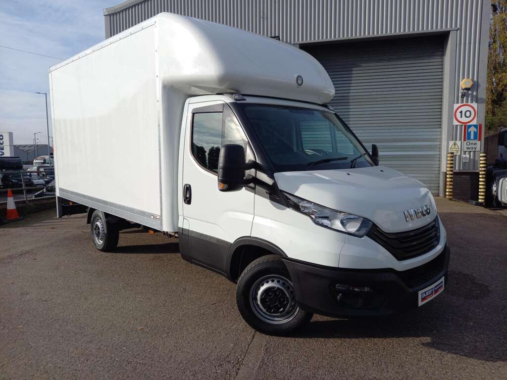 IVECO DAILY 35S14 140HP LUTON & TAILLIFT