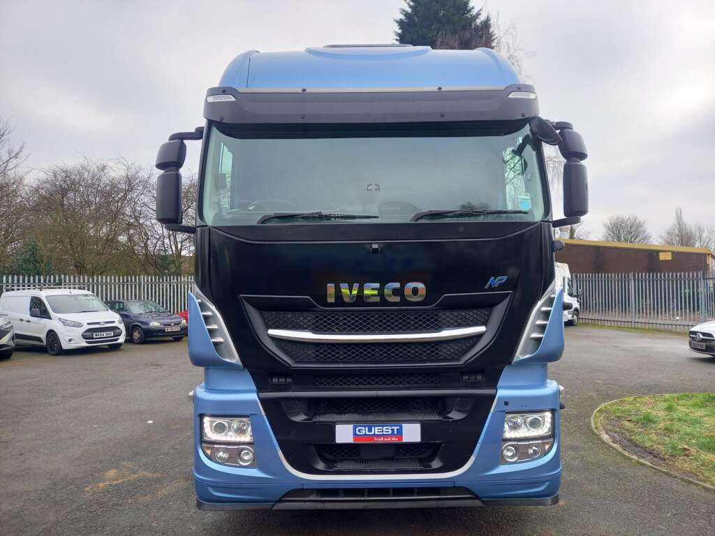 IVECO STRALIS CNG AS440S46T/P 4×2 460HP