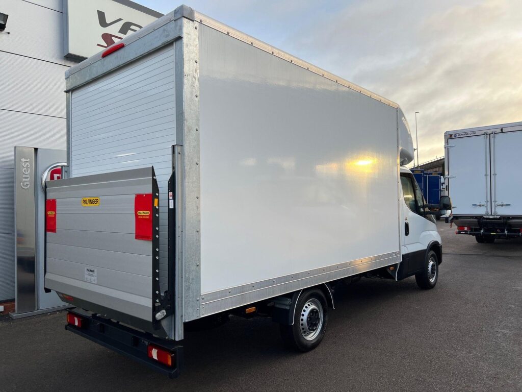 Iveco Daily 35S14 Luton Tail-Lift