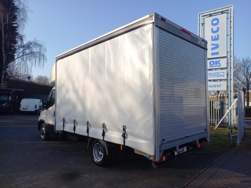 Iveco Daily 2.3D HPI 14V Business 35C 3750 LWB Euro 6 (s/s) 2dr (DRW)