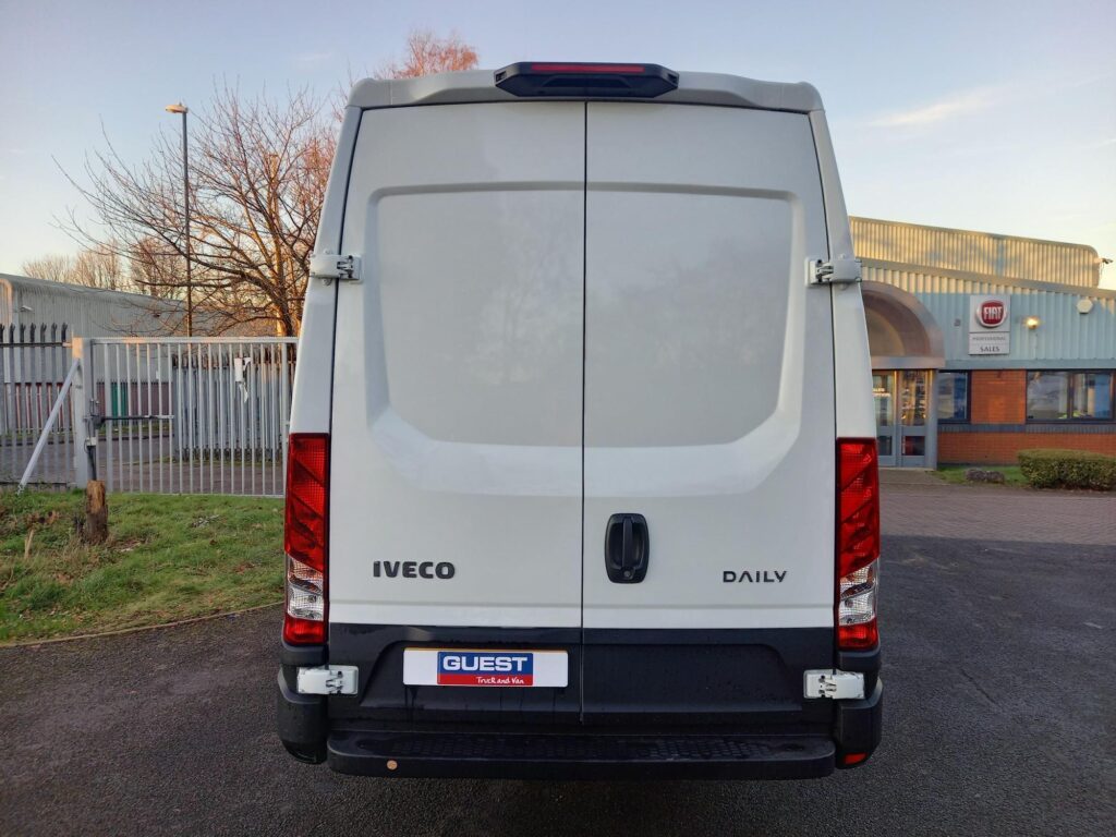 Iveco Daily 2.3D HPI 14V Business 35S 4100 LWB High Roof Euro 6 (s/s) 5dr