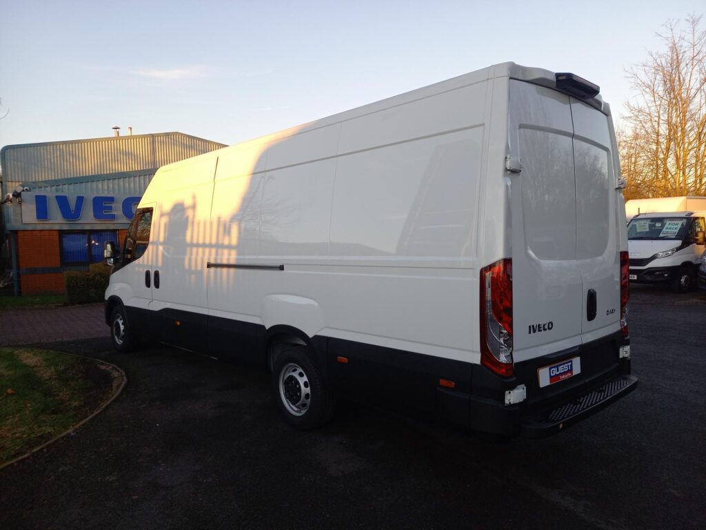 Iveco Daily 2.3D HPI 14V Business 35S 4100 LWB High Roof Euro 6 (s/s) 5dr